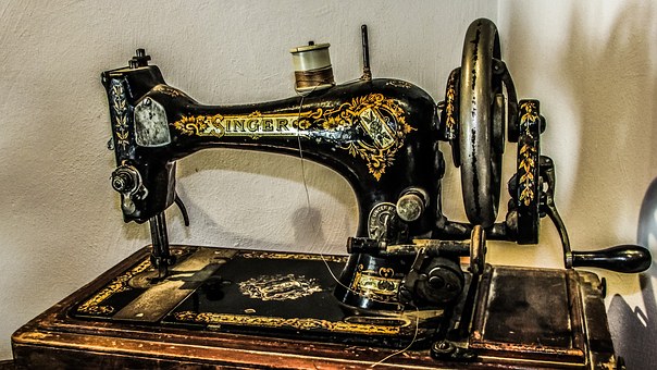 Manual sewing machines